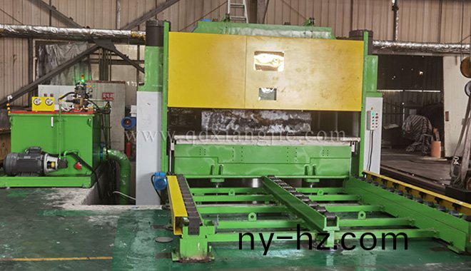 祥傑(jie)生産的(de)建築減隔(ge)震支(zhi)座硫(liu)化(hua)機(jī)(ji)咊雲(yún)母闆(ban)硫化(hua)機(jī)